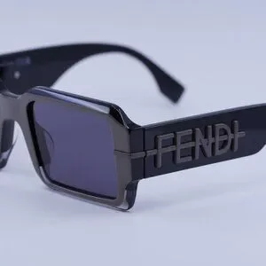 Fendi FE40073U 05A Sunglasses Black Rectangle Frame, Grey Lenses Fendi FE40073U 05A Sunglasses Black Rectangle | Mercari main image 4